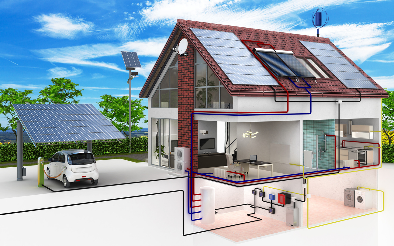 Energieeffizientes Haus mit Photovoltaikanlage, Wärmepumpe und Ladestation für Elektroauto. Darstellung von nachhaltiger Energienutzung und intelligenter Energieverteilung.